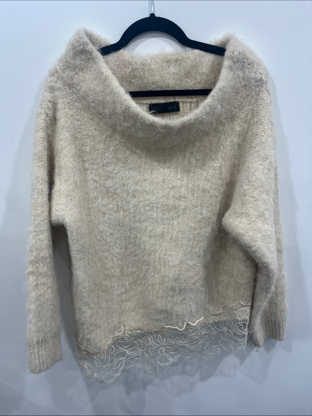 Zara Women's Cream Cozy Boatneck Sweater with Lace Trim